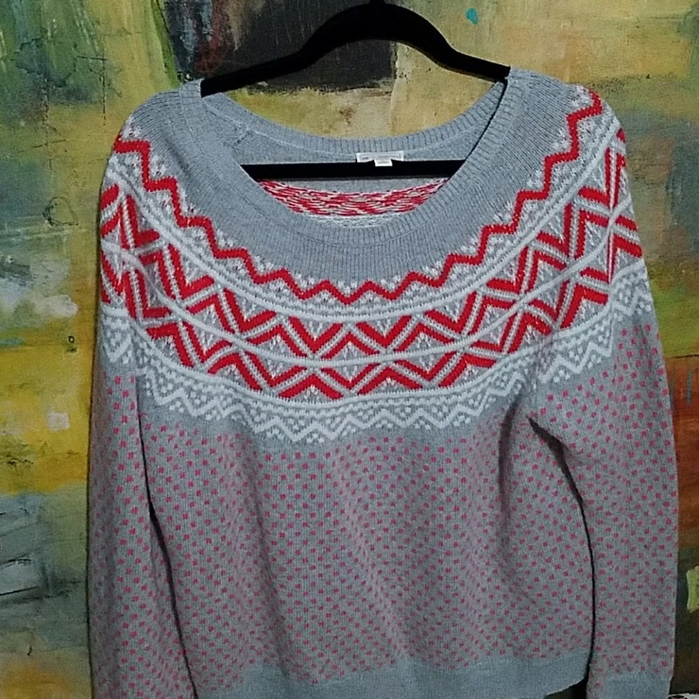 Gap sweater
